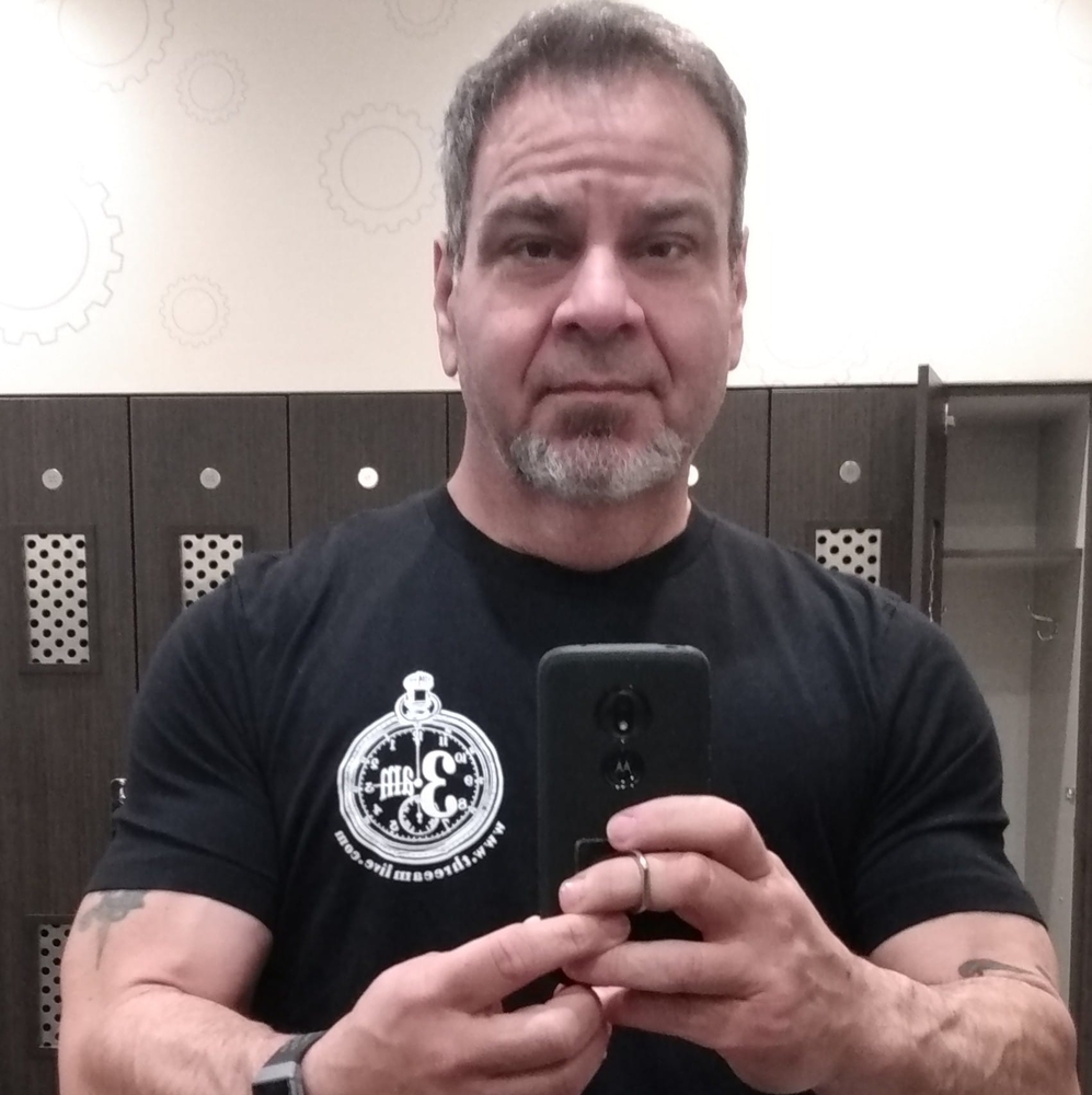 Meet your Posher, Chris